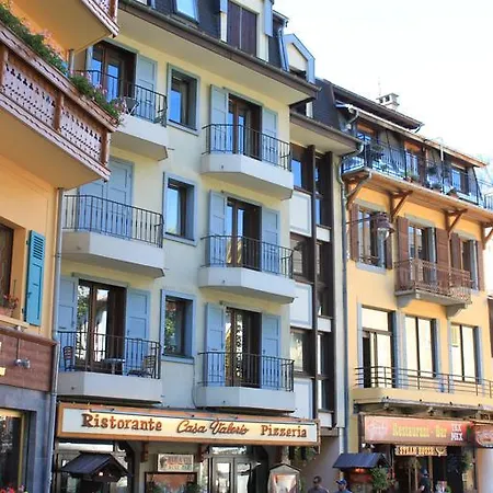 Armancette 1 Apartment